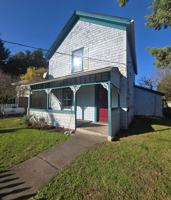 featured image of 1042 Blaine St
