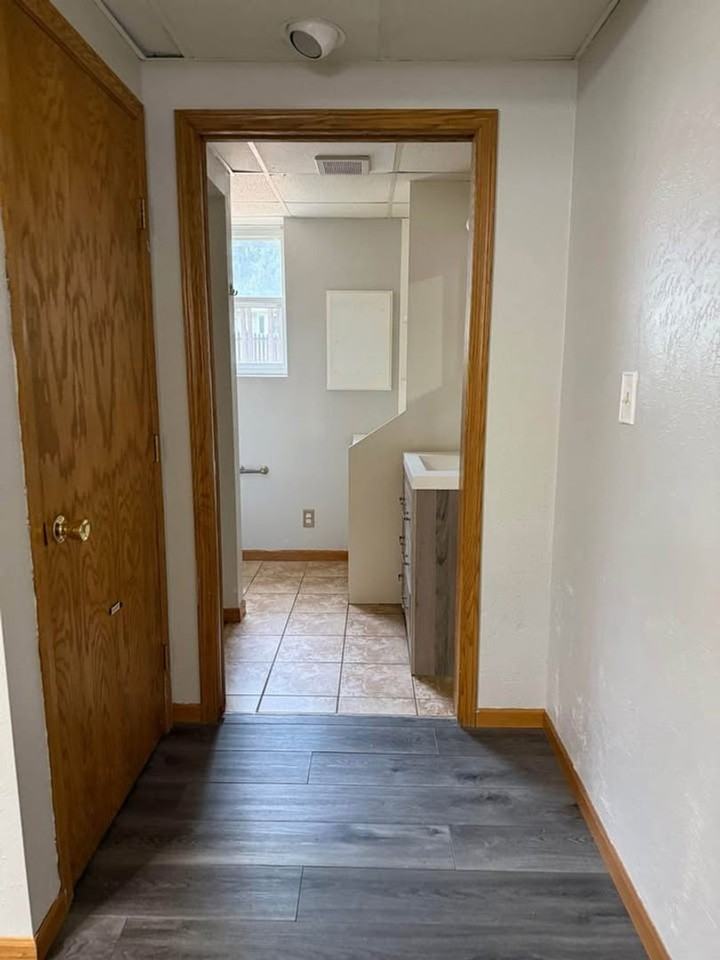 1221 Lark St - Photo 2 of 26