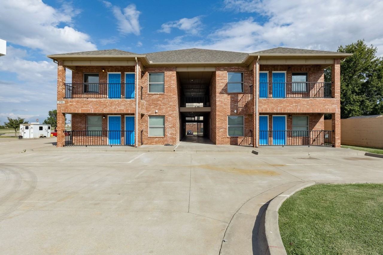 Legacy Apartments - Photo 6 of 50