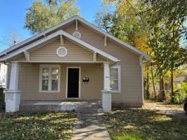 featured image of 1330 N Broadway Ave