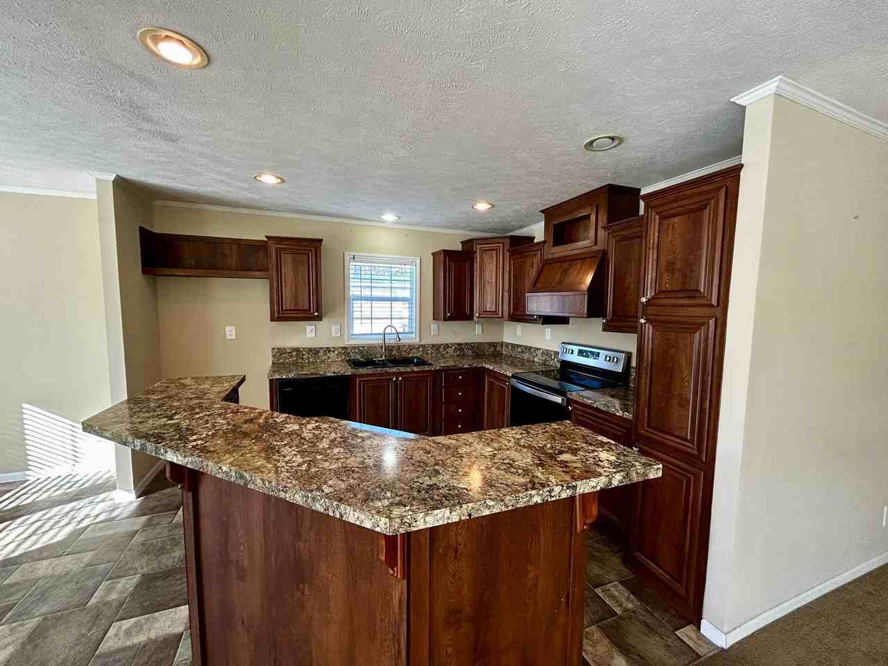 4620 Brookland Dr - Photo 6 of 21