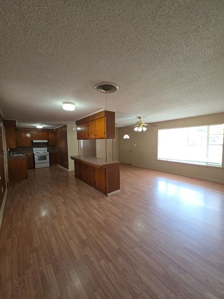 103 Frederick Street - Photo 2 of 16