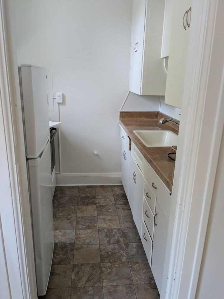 Leigland Apartments - Photo 7 of 16