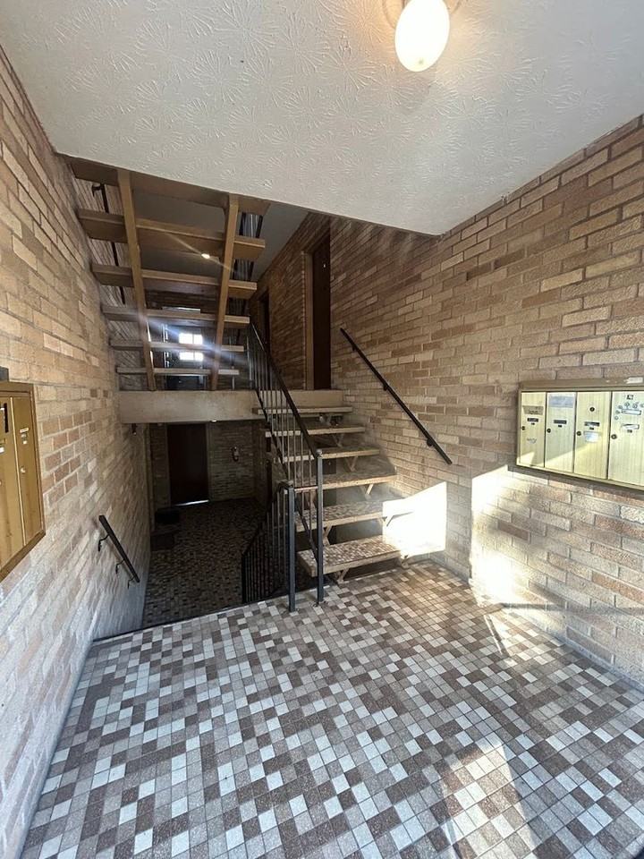 830 Nebraska Ave - Photo 3 of 27