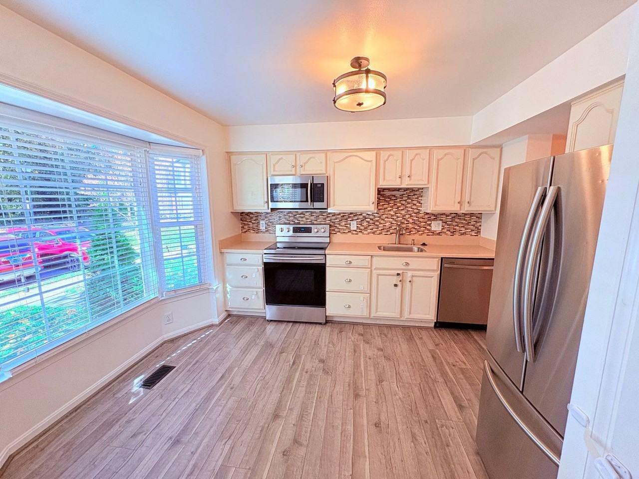 12010 Glen Alden Road - Photo 2 of 42