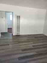 ONSITE MANAGER, ONSITE LAUNDRY, CLOSE TO PACKING DISTRICT - Photo 1 of 1