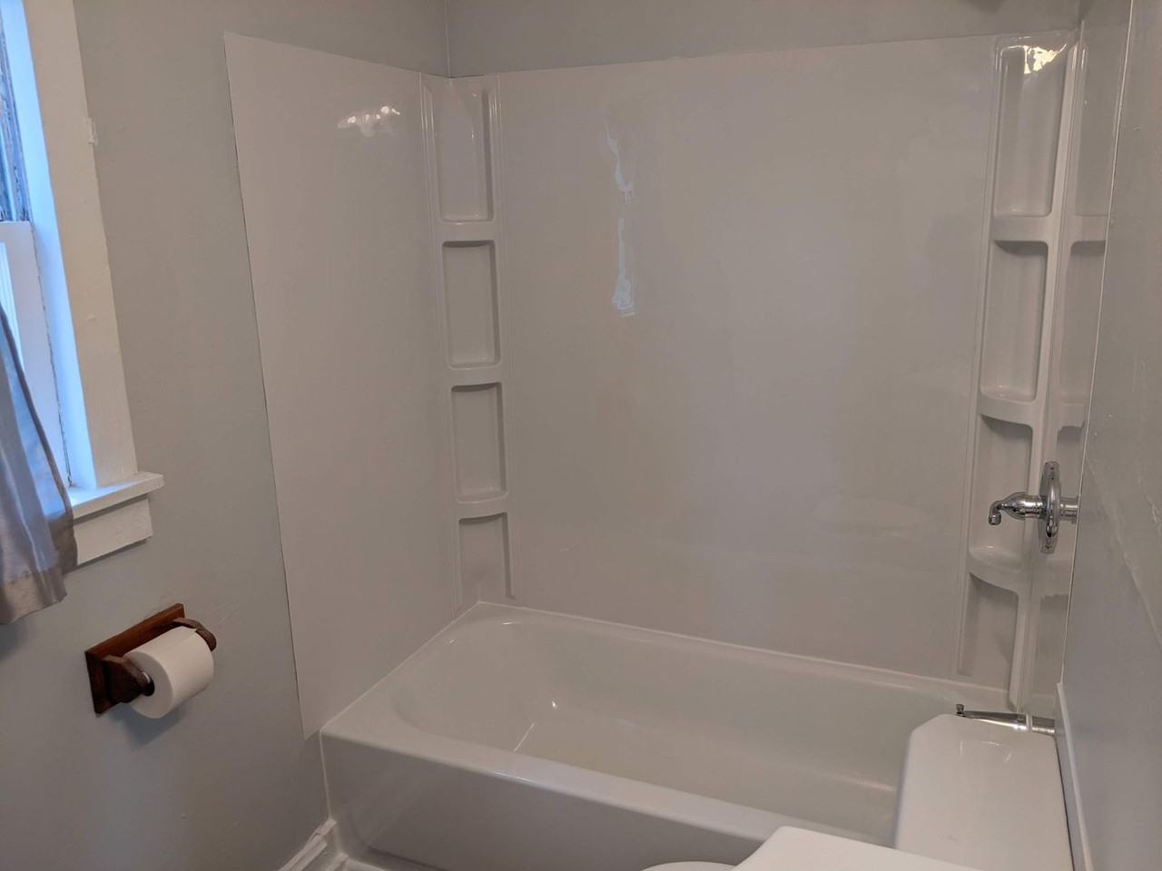 2525 Parke St - Photo 3 of 15