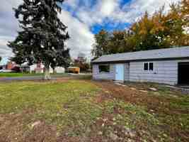 featured image of 1601 S 5th Ave