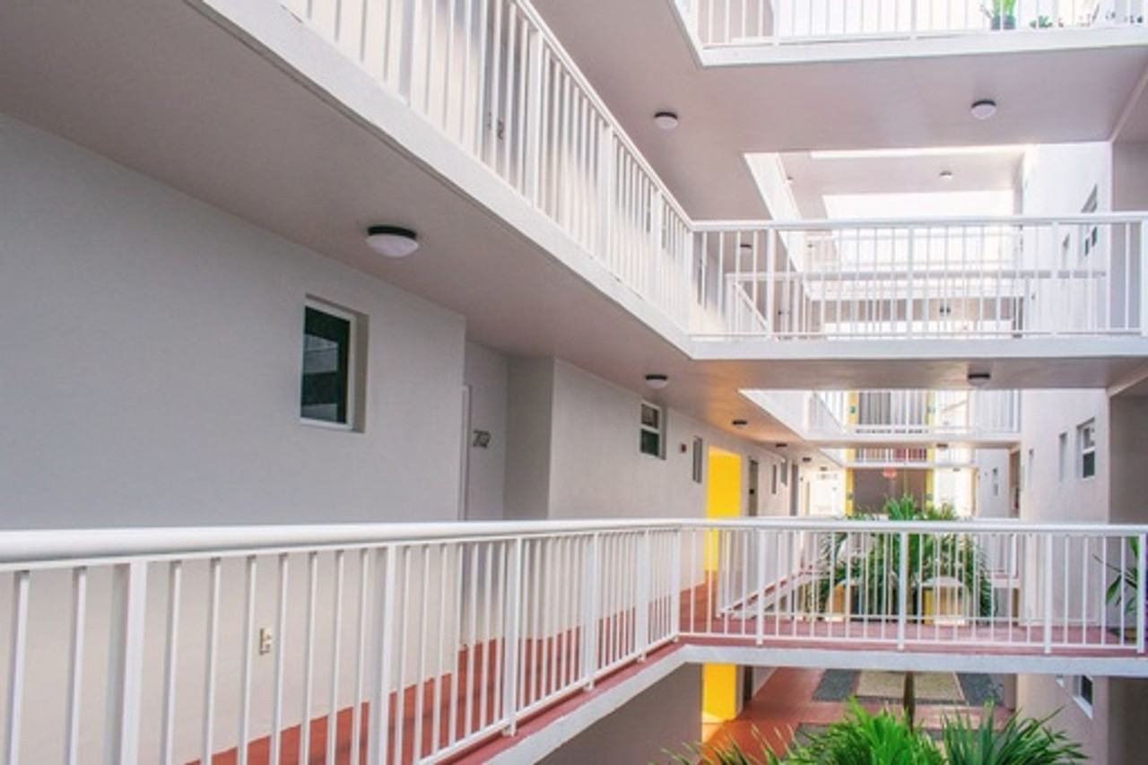 Giovanna Apartments - Photo 4 of 33