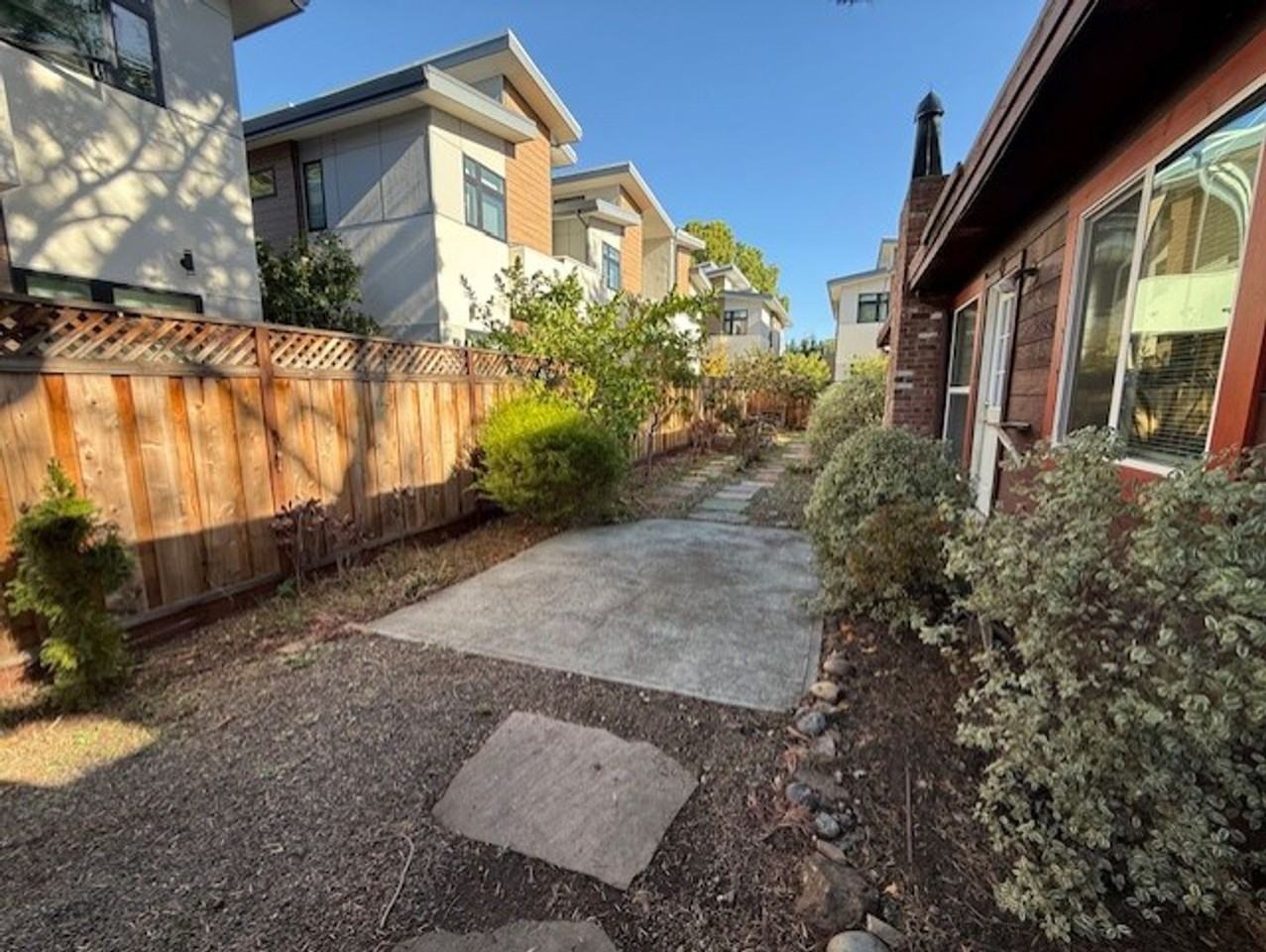399 Curtner Ave - Photo 3 of 17