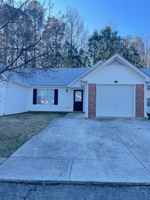 featured image of 209 E Wilson St