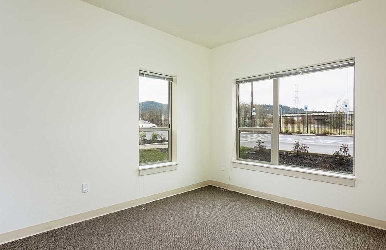 Stone Bridge - Photo 5 of 19