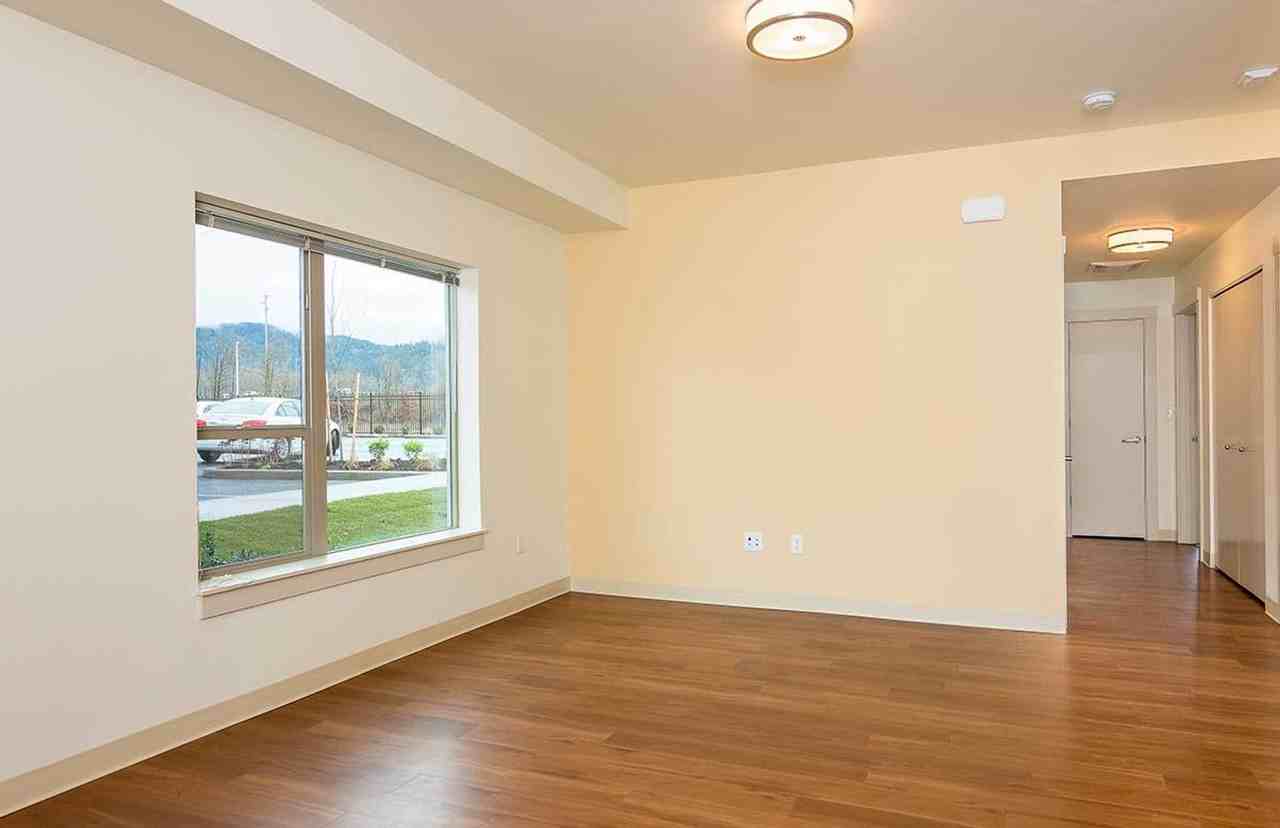 Stone Bridge - Photo 6 of 19