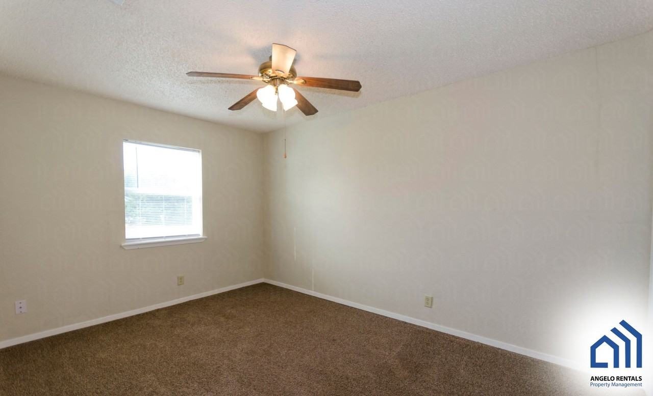 7518 Chaparral Run - Photo 5 of 7