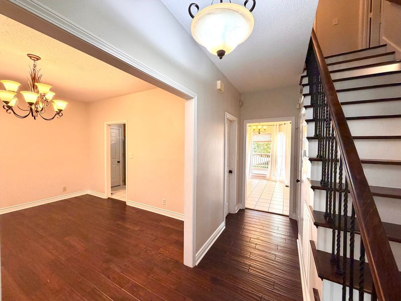 1402 E Rhett Butler Rd - Photo 7 of 49