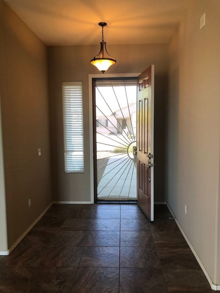 6224 Hanbury Drive - Photo 2 of 24