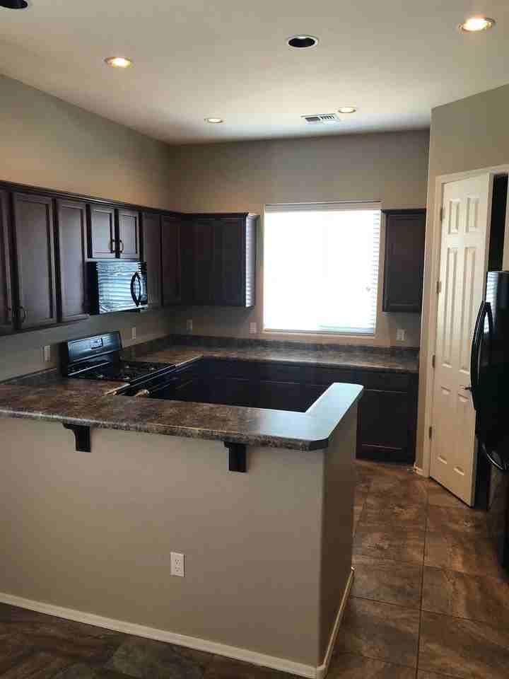 6224 Hanbury Drive - Photo 4 of 24