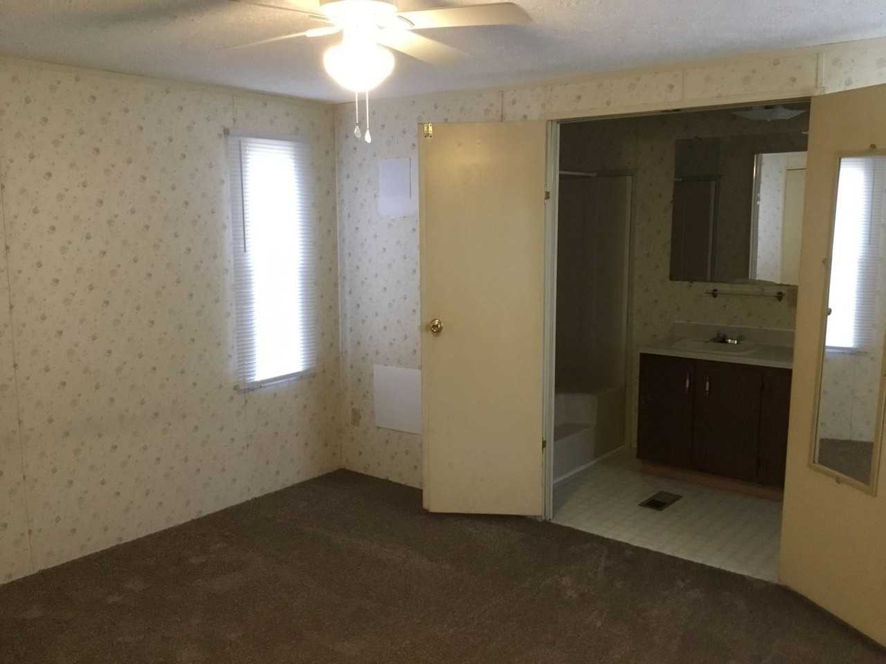 753 Pollys Cir - Photo 4 of 4