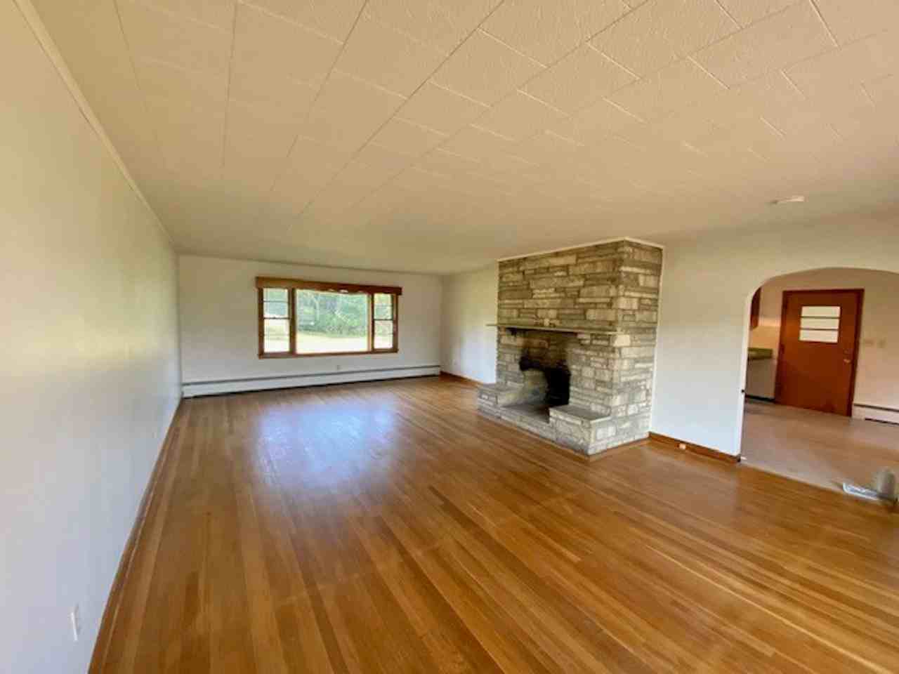 18541 Mason Dixon Rd - Photo 4 of 19