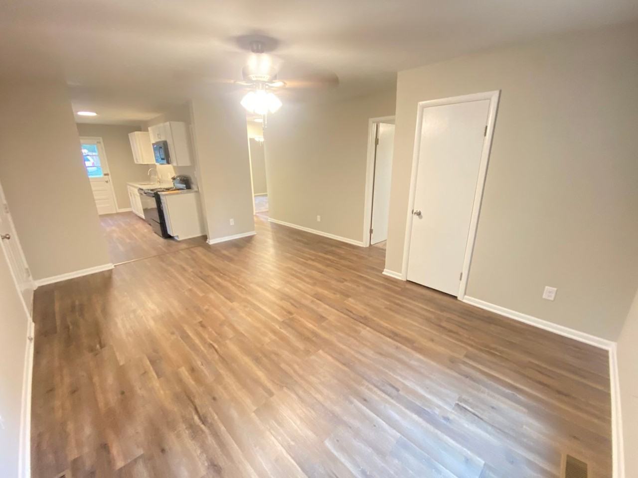 1105 Old Charlotte Rd - Photo 4 of 11