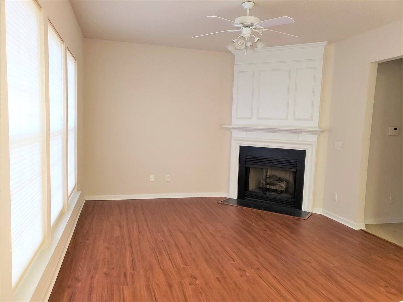 115 Brentfield Loop - Photo 3 of 21