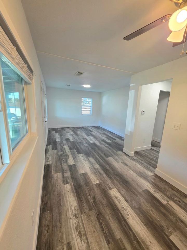 2879 North St - Photo 4 of 14