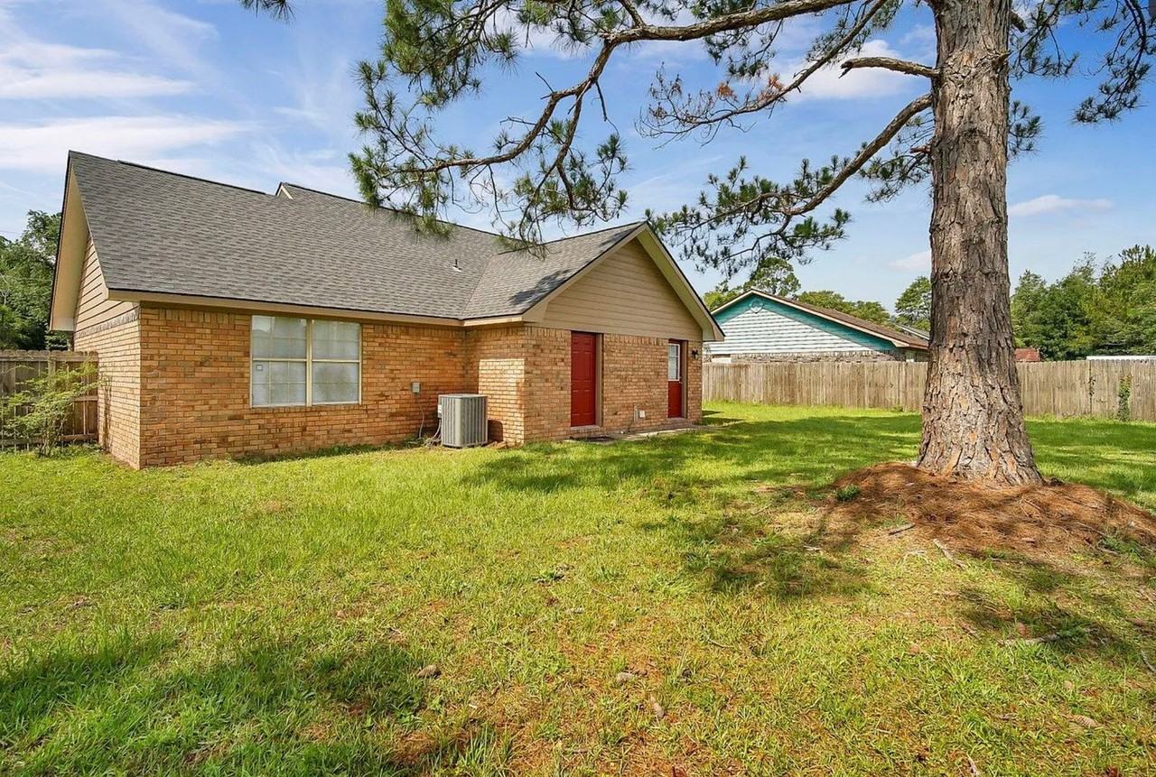 1308 Tower Dr - Photo 2 of 16