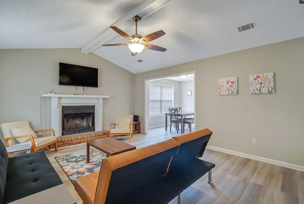 1308 Tower Dr - Photo 4 of 16