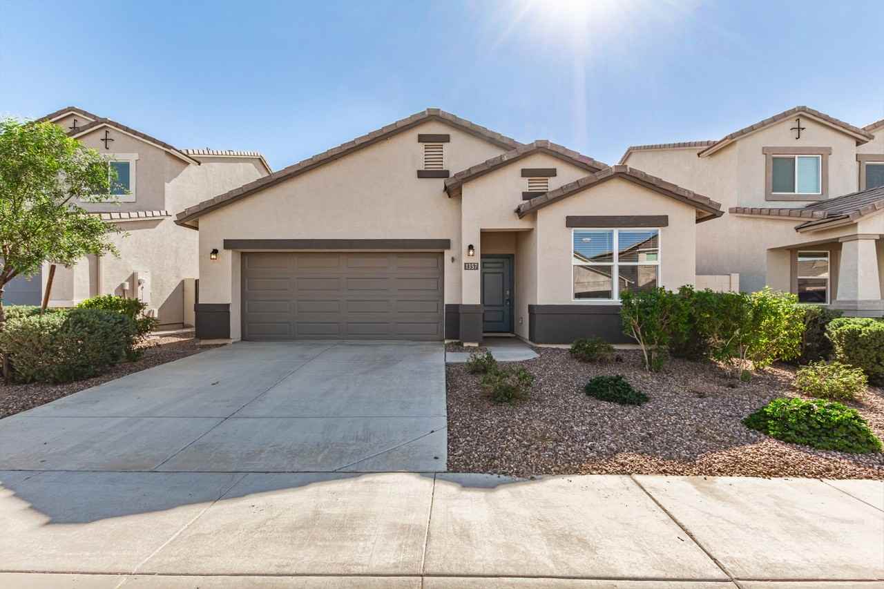 1357 W Chillingham Rd - Photo 2 of 32