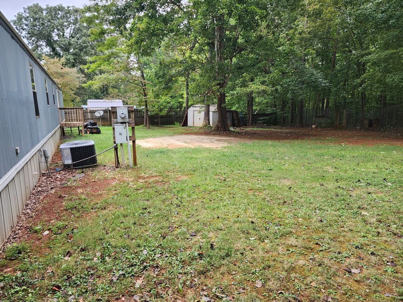 273 Misty Dr - Photo 3 of 16