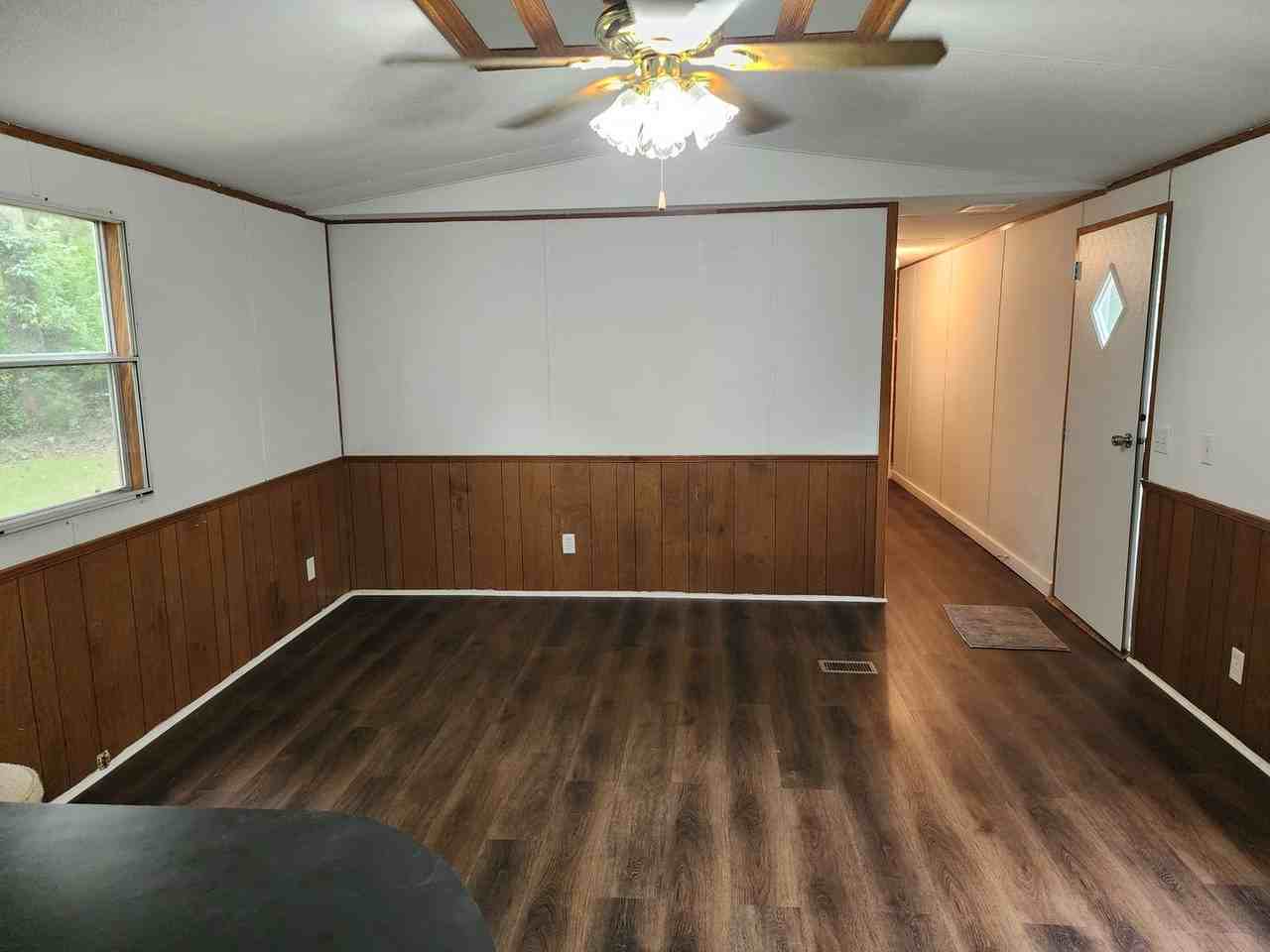 273 Misty Dr - Photo 5 of 16