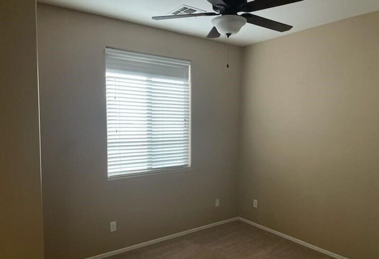 15463 West Poinsettia Drive - Photo 5 of 10