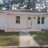 featured image of 511 Hampton Ave