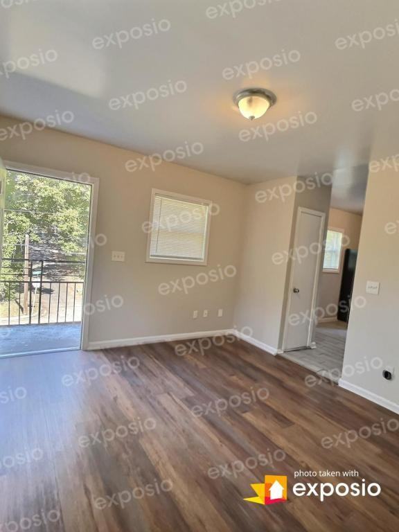 1884 Center Avenue - Photo 4 of 30