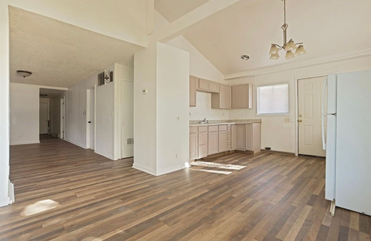 4149 Hiland St - Photo 3 of 11