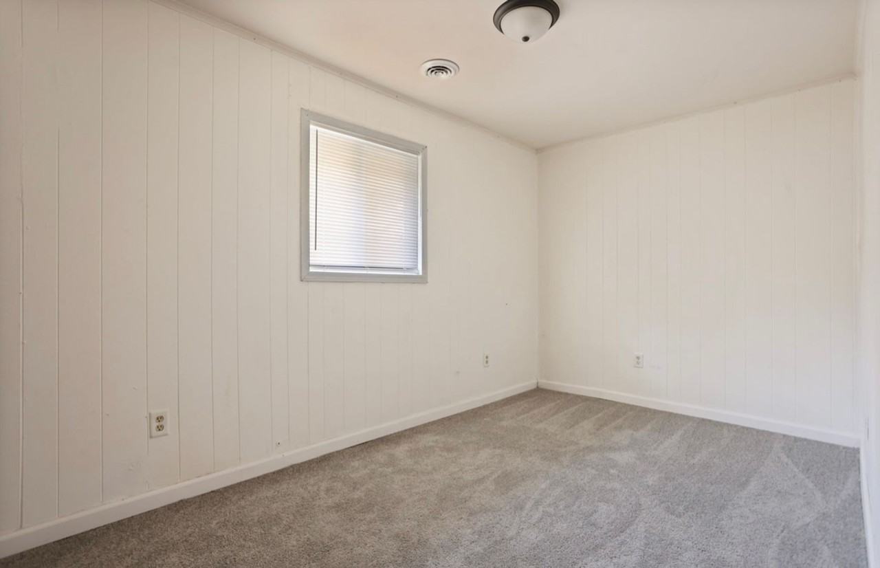 4149 Hiland St - Photo 7 of 11