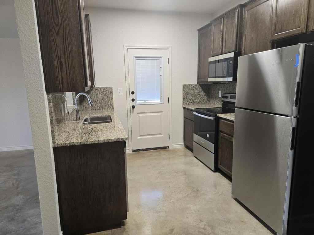 205 Stillhouse Road - Photo 4 of 21