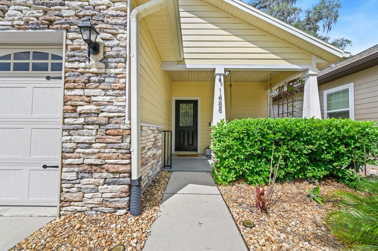 1488 Northwest 120th Way - Photo 2 of 32