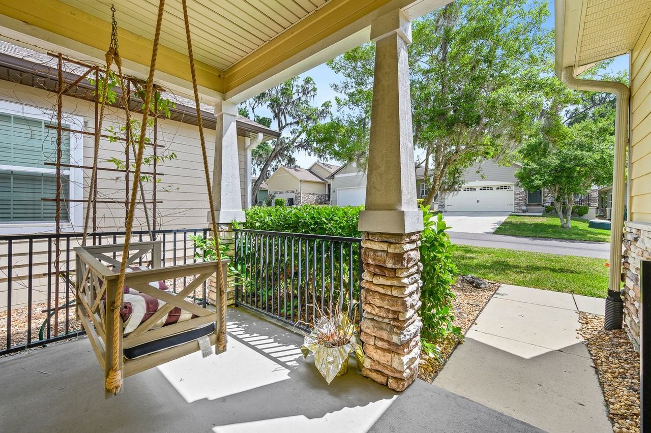 1488 Northwest 120th Way - Photo 3 of 32