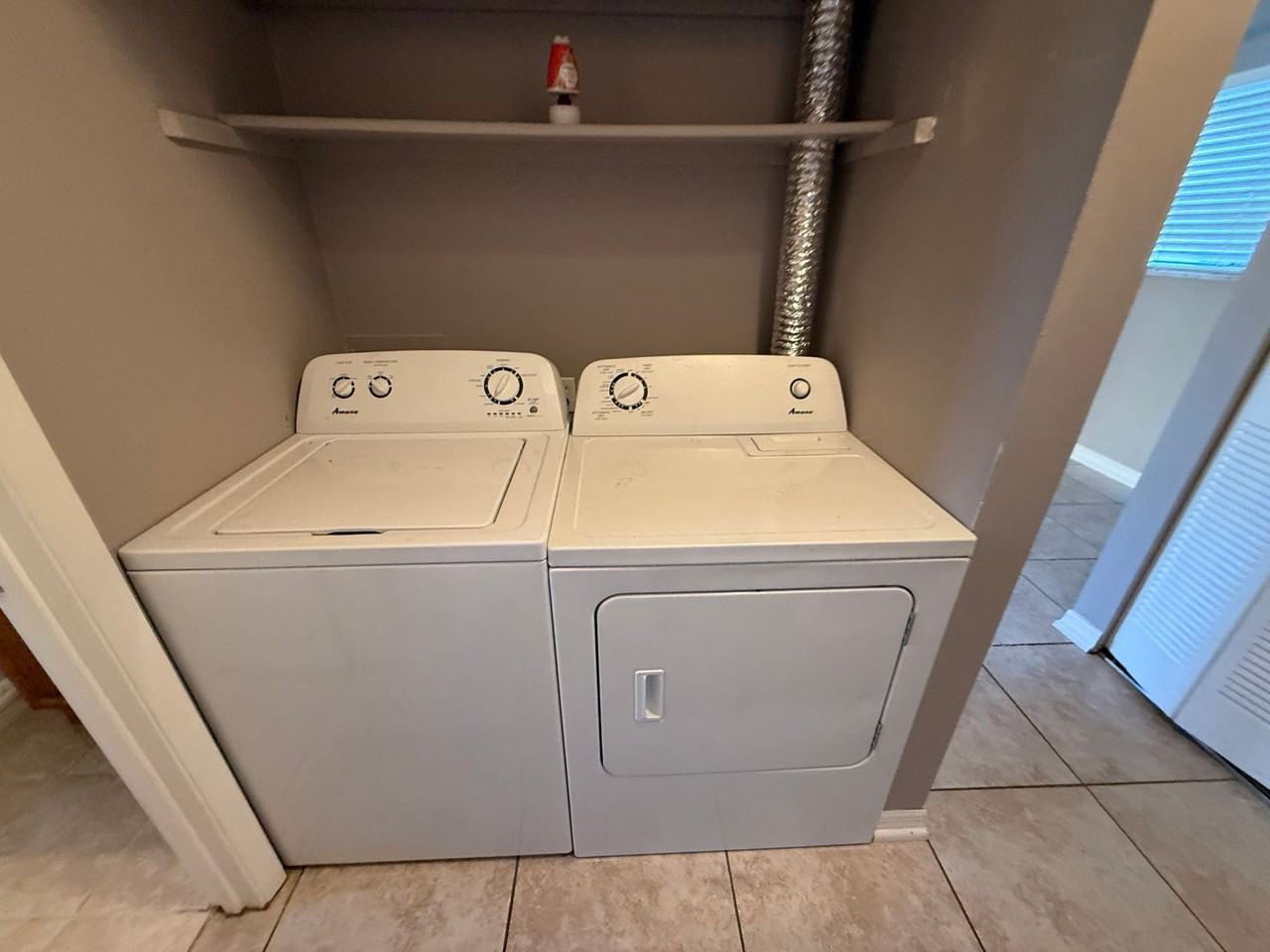 314 San Rafael Court - Photo 6 of 7