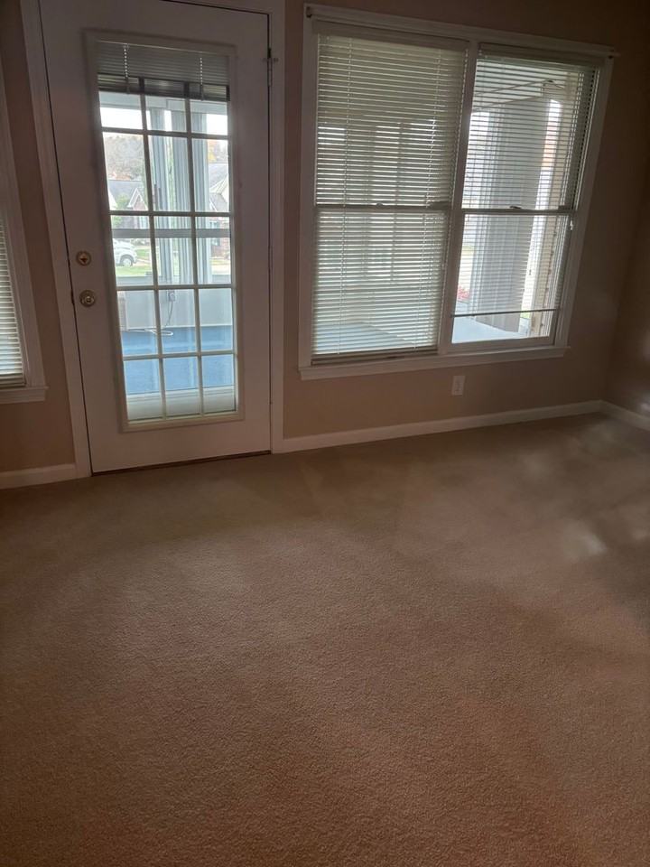 209 Hidden Creek Circle - Photo 7 of 14