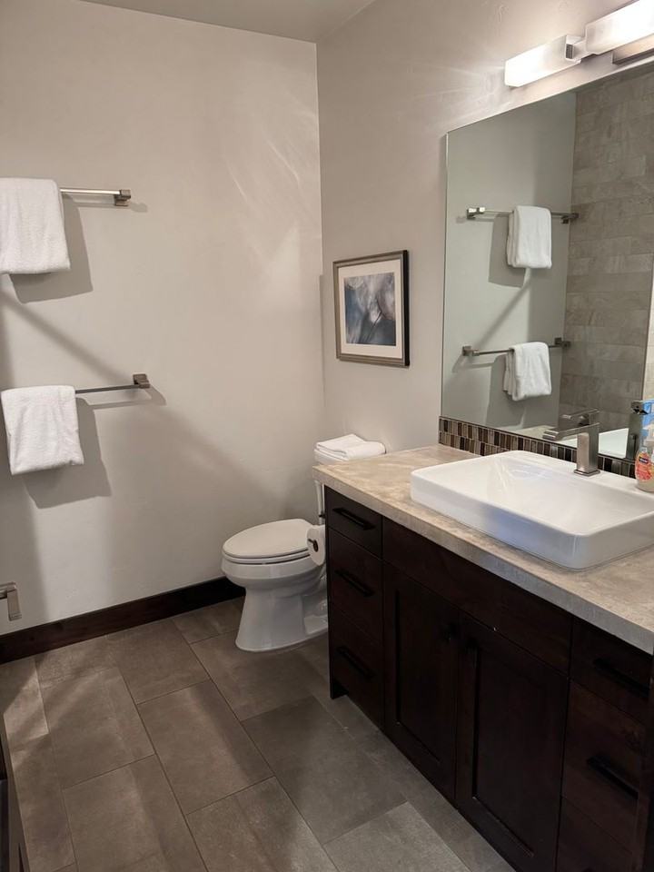 214 E 2nd St #204 - Photo 7 of 11