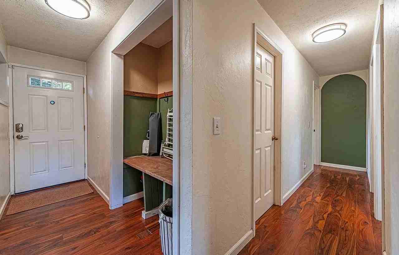 1635 S Bertelsen Rd - Photo 6 of 8