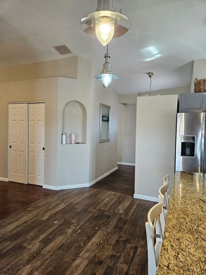 2915 Arabian Drive - Photo 4 of 14