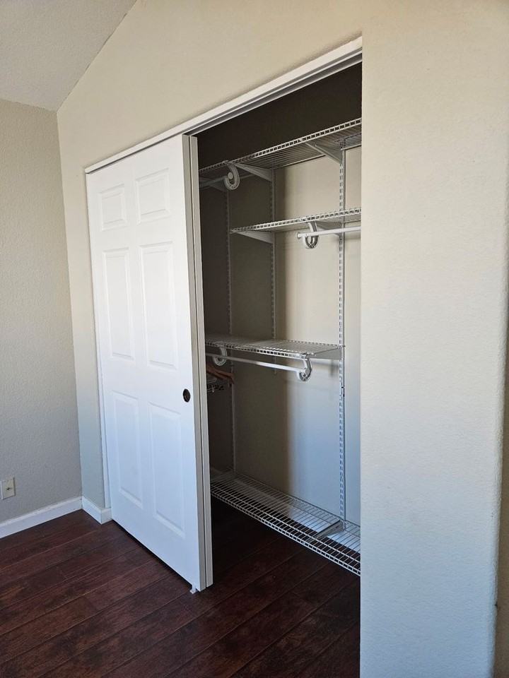 2915 Arabian Drive - Photo 7 of 14