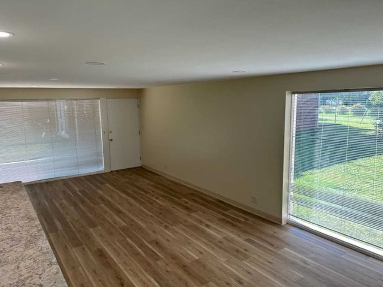 250 S Corl St Apt 2c - Photo 7 of 13