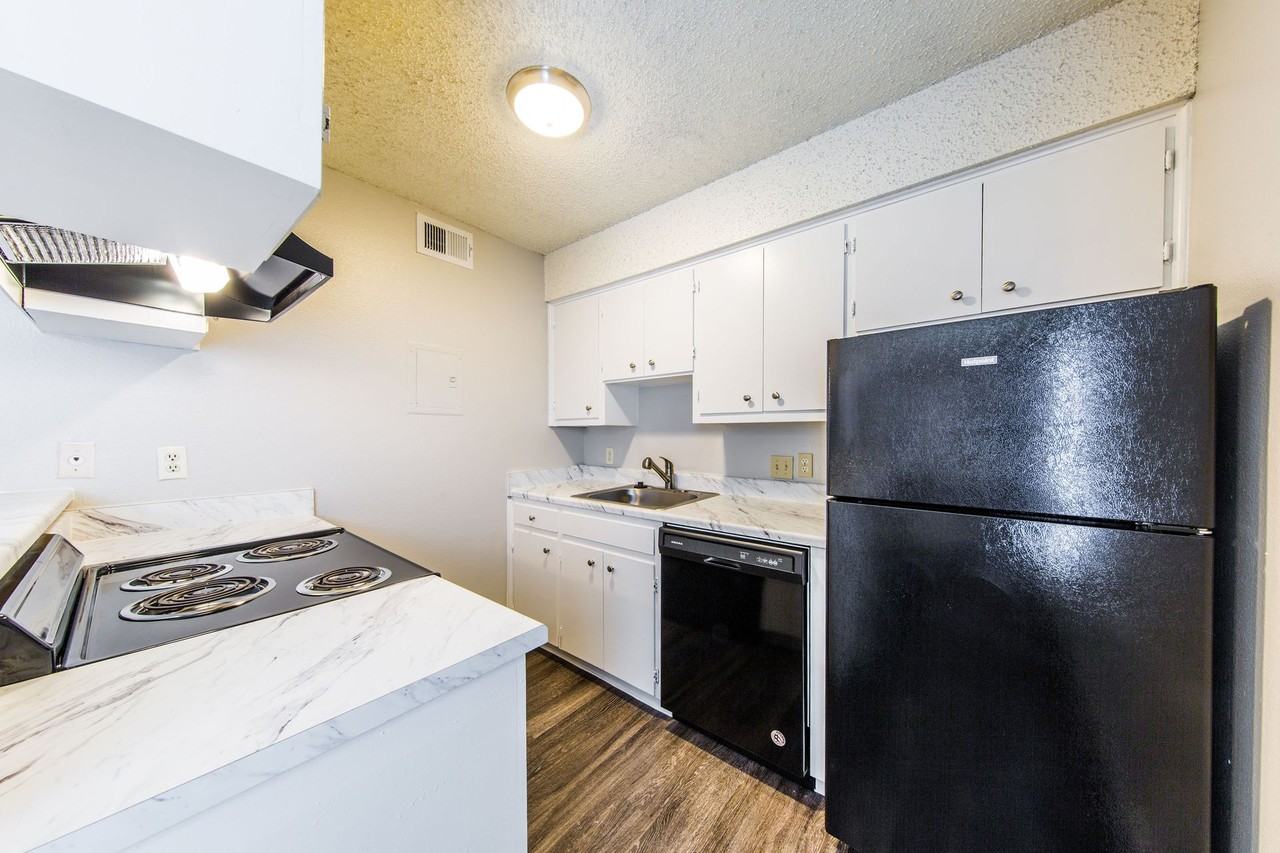 Popolo Village - Photo 5 of 21