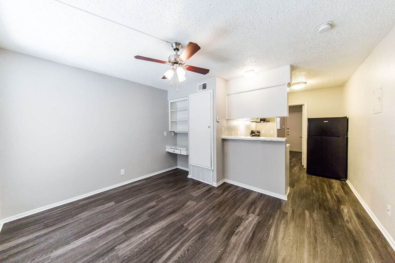 Pecan Square - Photo 5 of 10