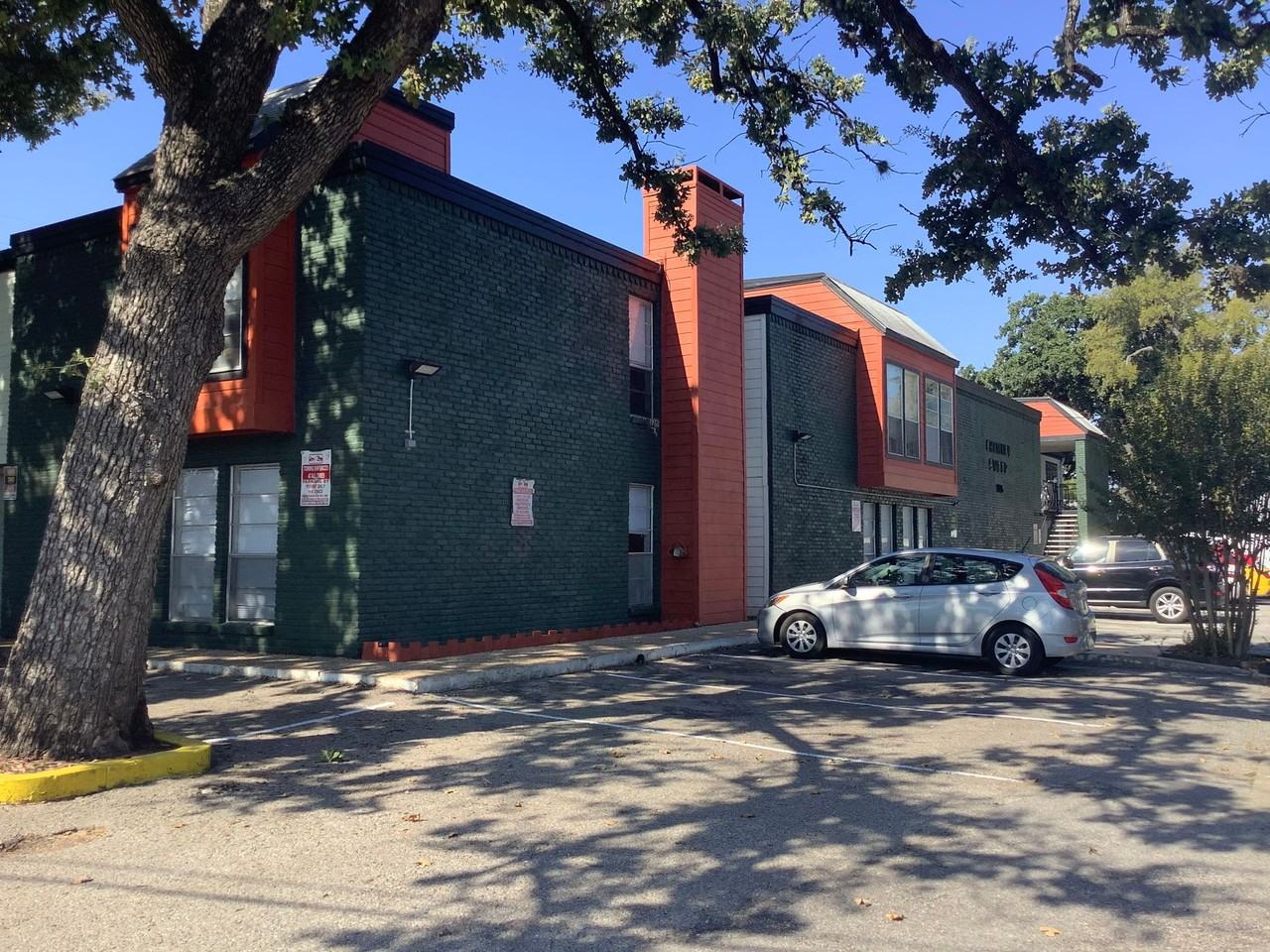 Chimney Sweep - Photo 3 of 17