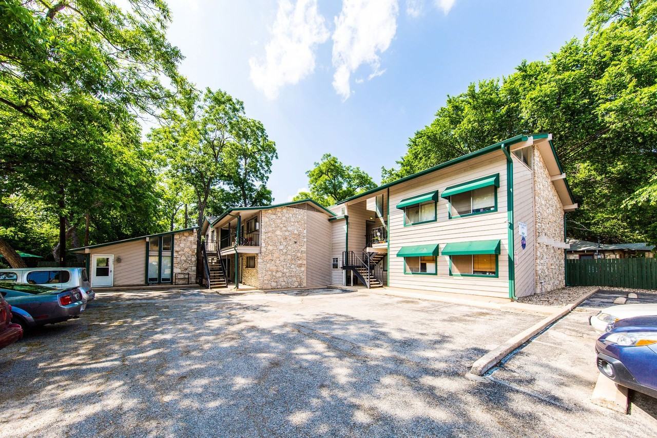 Duval Court - Photo 2 of 23